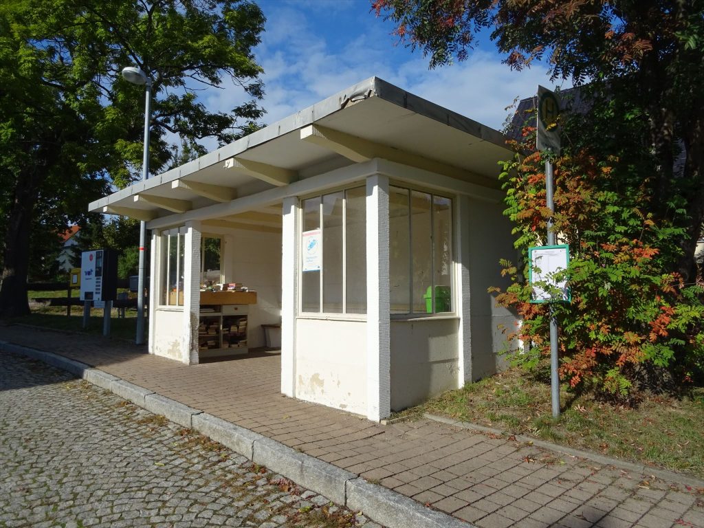 Bibliotheks-Bushaltestelle Seeligstadt